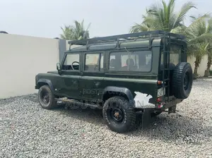 Land Rover Defender 1985 Green