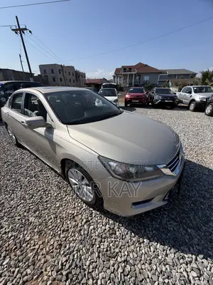 Honda Accord EX 4dr Sedan (2.4L 4cyl CVT) 2015 Gold