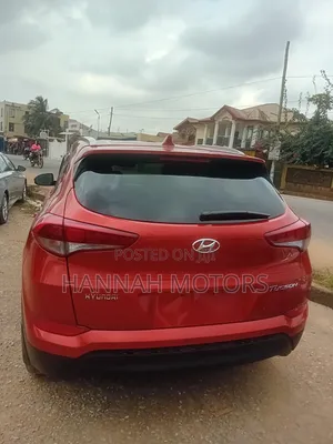 Hyundai Tucson 2017 Red