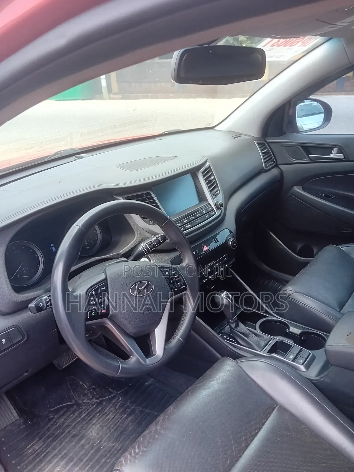 Hyundai Tucson 2017 Red