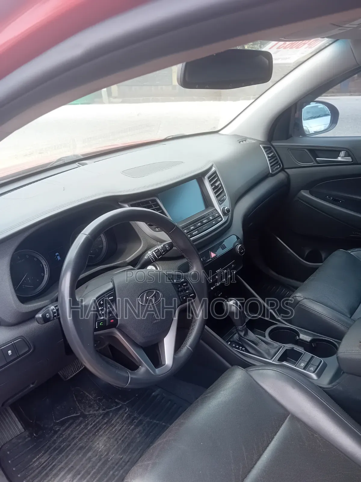 Hyundai Tucson 2017 Red