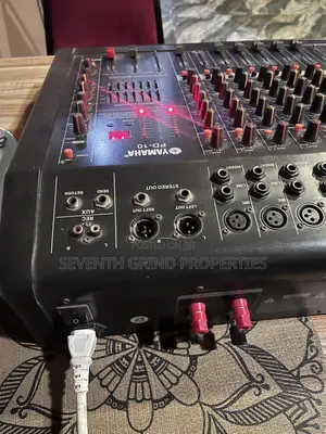 Yamaha PD-10 Mixer