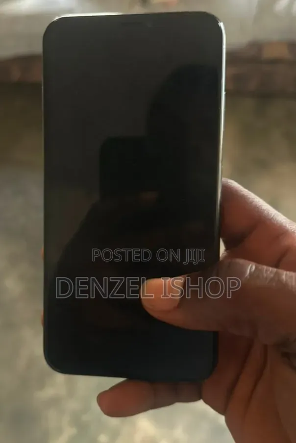Apple iPhone XS Max 64 GB Black