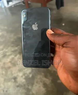 Apple iPhone XS Max 64 GB Black