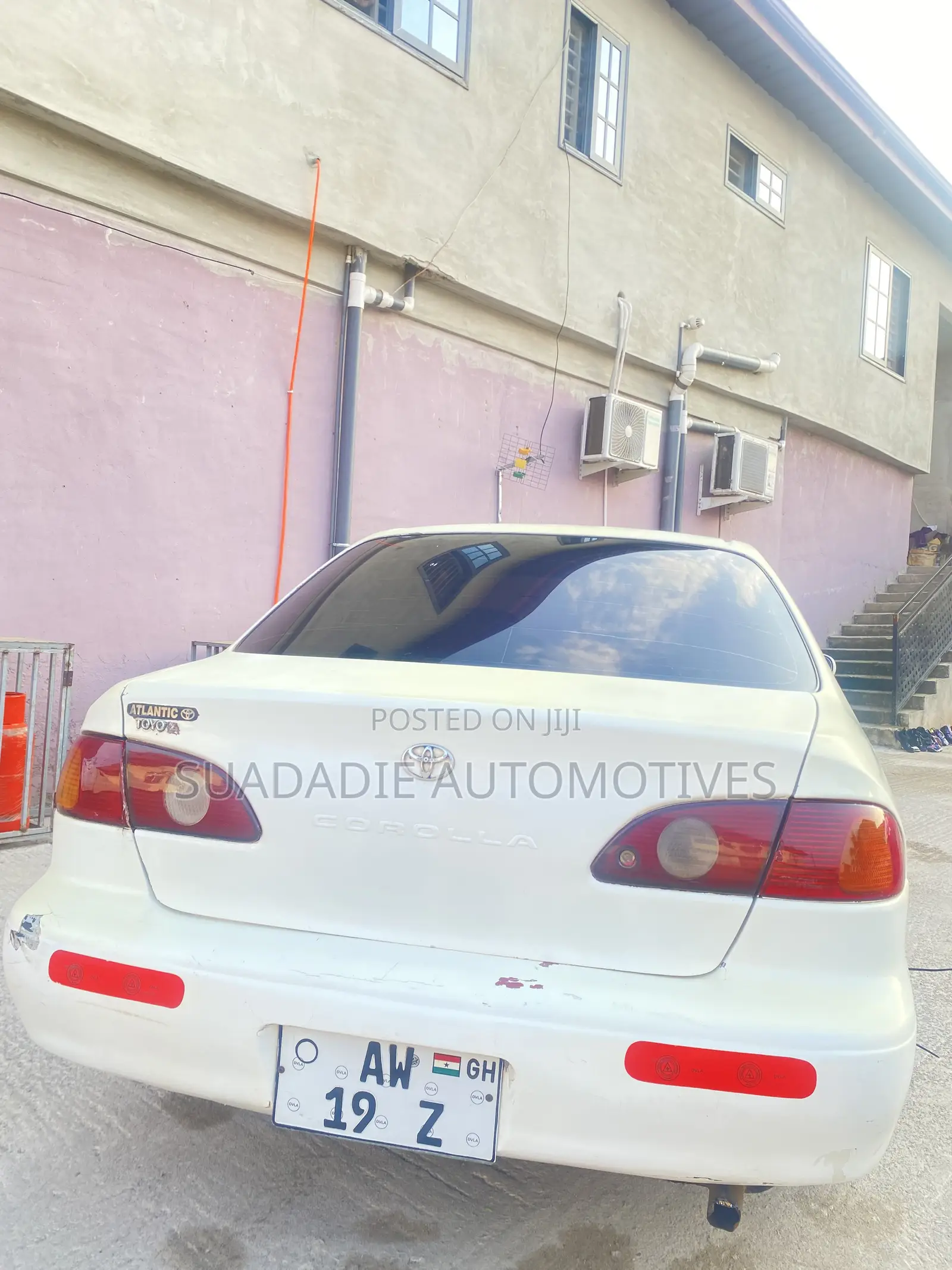 Toyota Corolla 2002 White