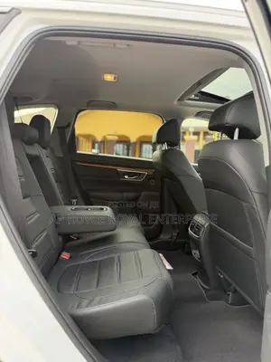 Honda CR-V Touring 4dr SUV AWD (1.5L 4cyl CVT) 2017 White