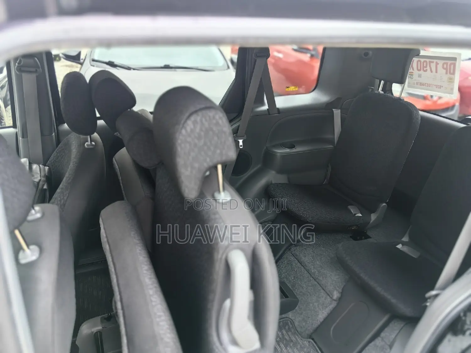 Toyota Sienta 1.5 FWD 2013 Burgundy