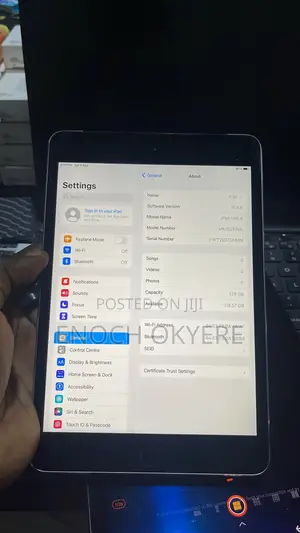 Apple iPad mini 4 128 GB Silver