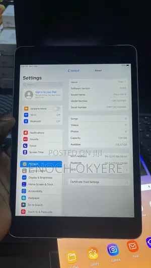 Apple iPad mini 4 128 GB Silver