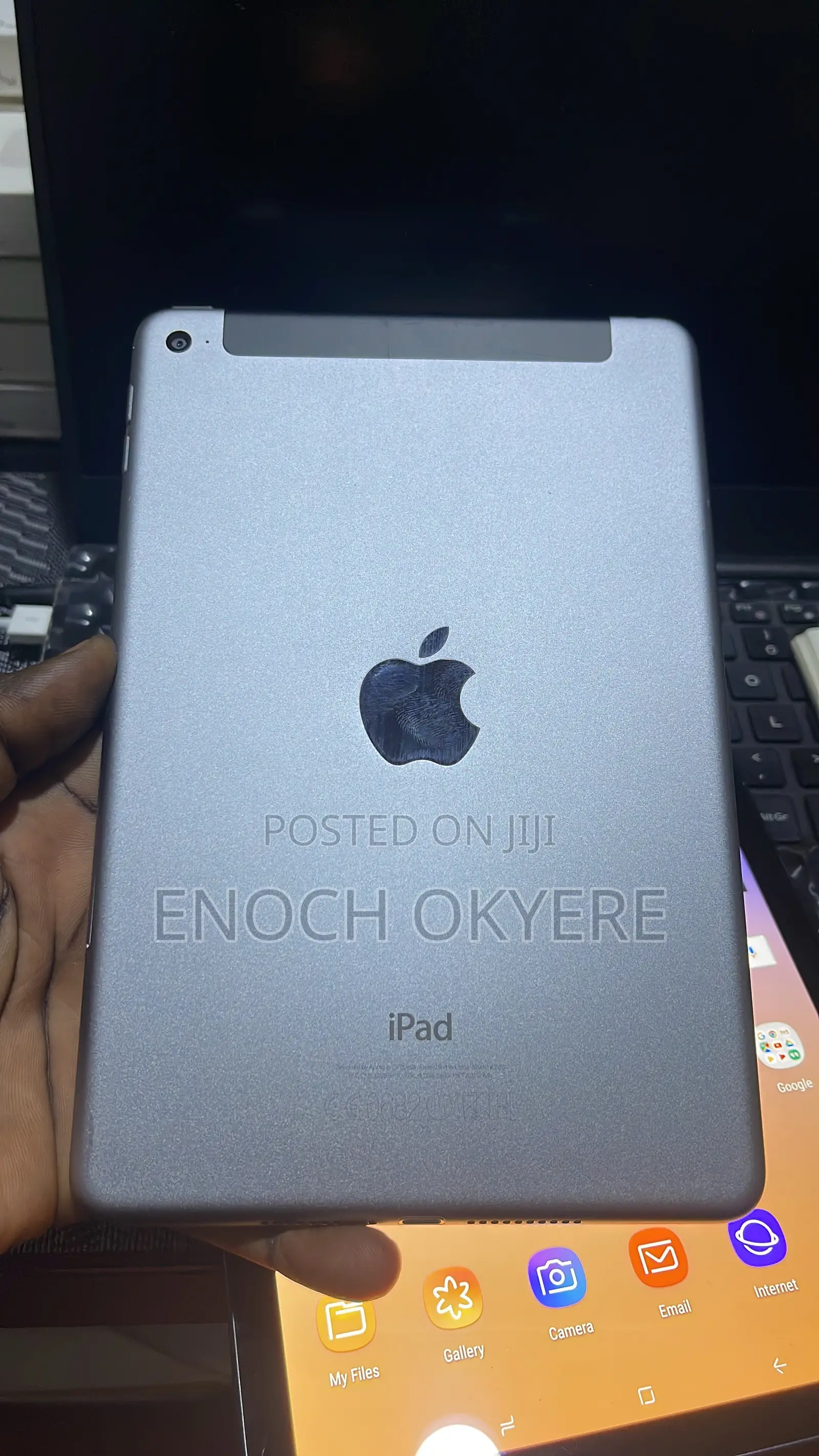 Apple iPad mini 4 128 GB Silver