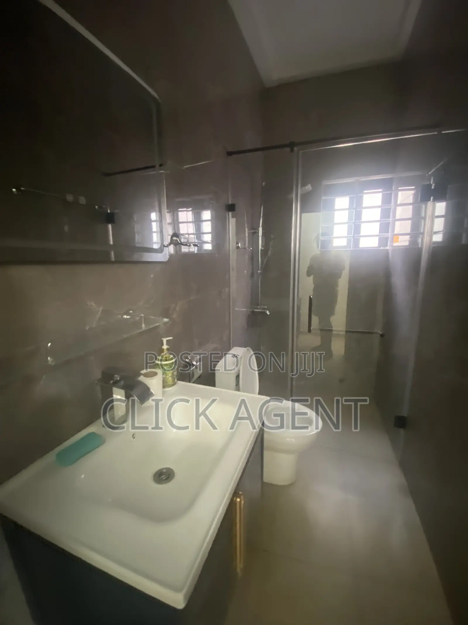 2bdrm Apartment in Adjiriganno Estate, Otano for rent