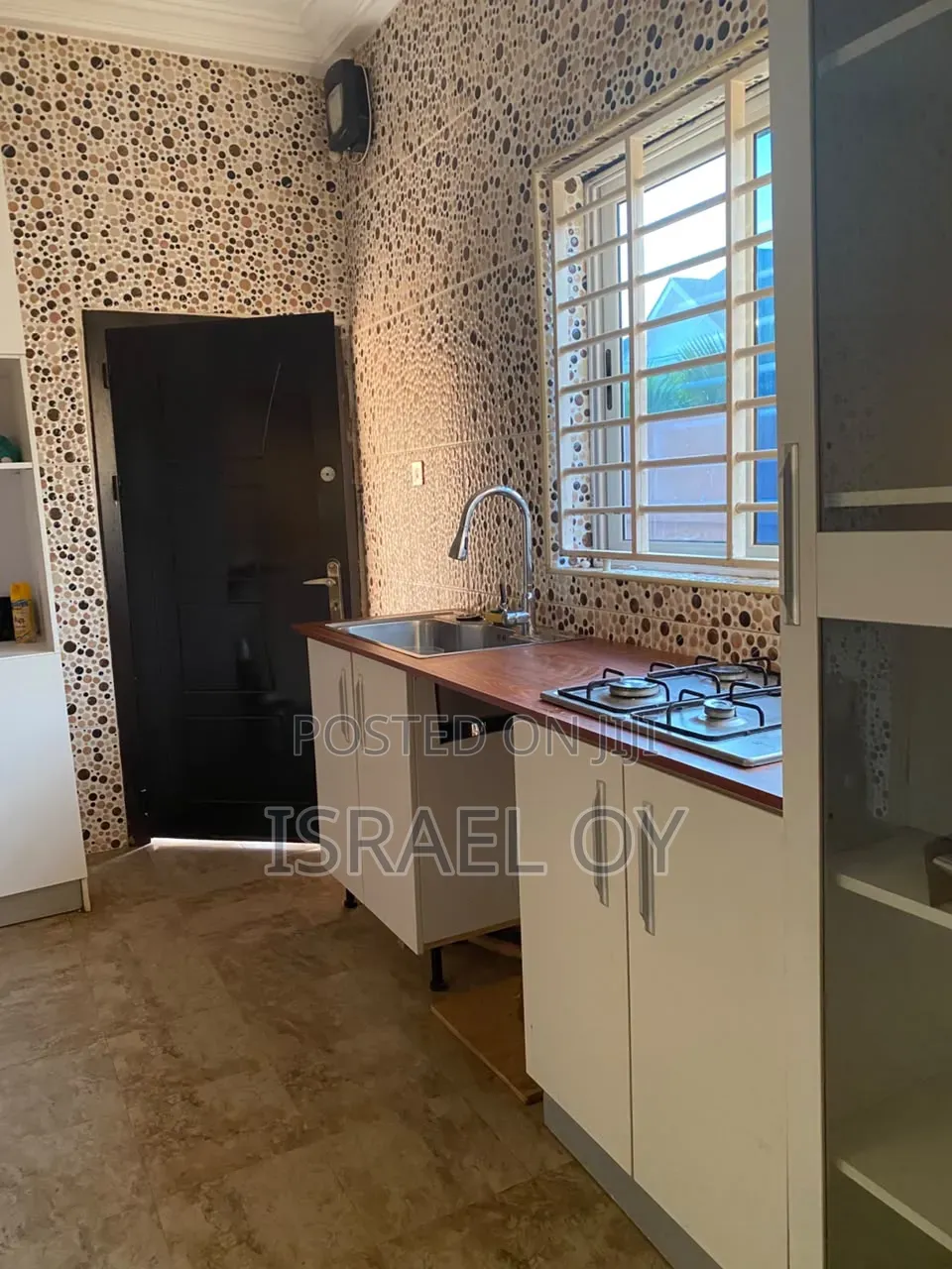 3bdrm House in Caterpillar Junction, Accra Metropolitan for rent