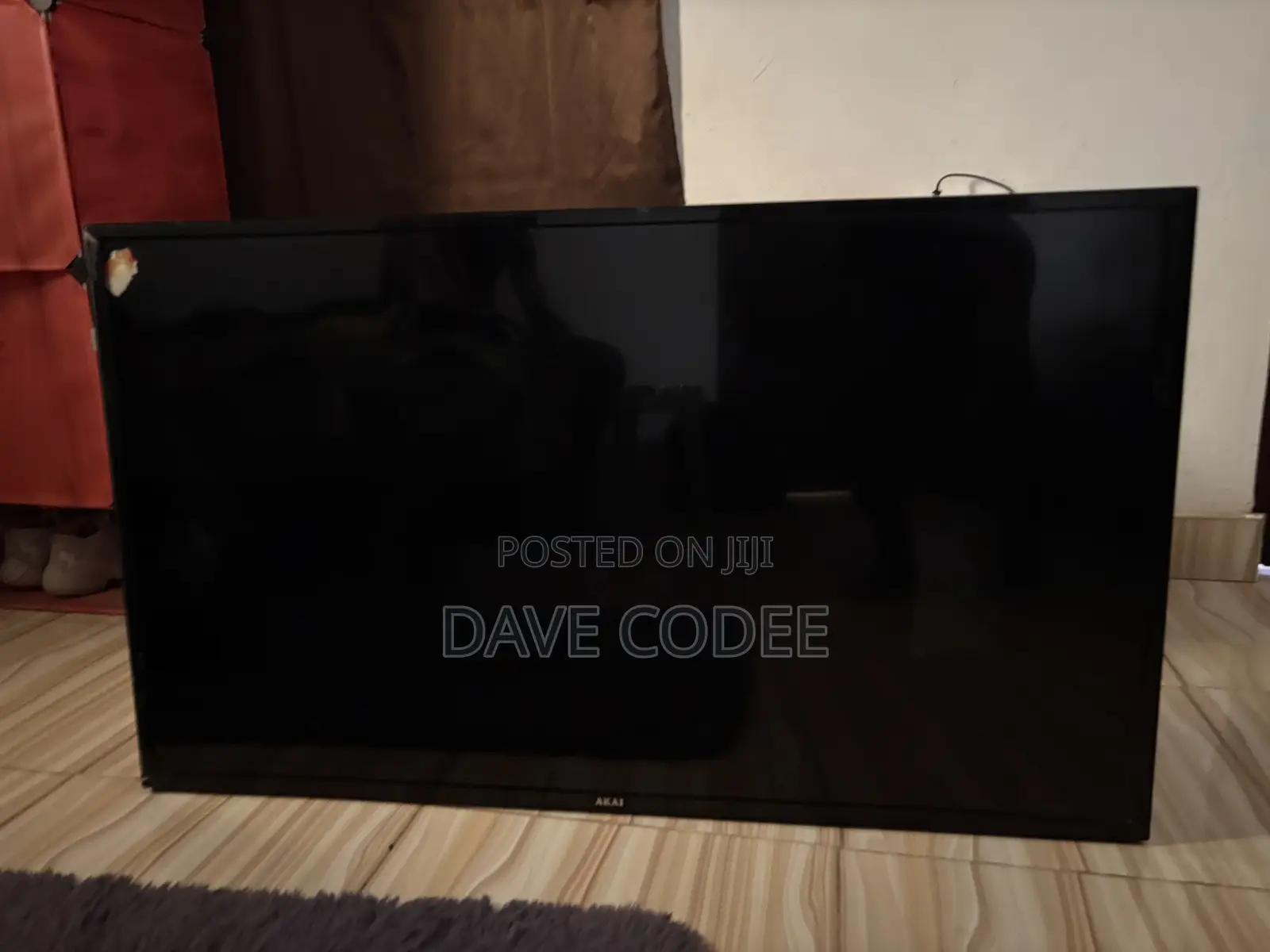 Used 43" Akai Digital Satellite LED TV (Non-Smart)