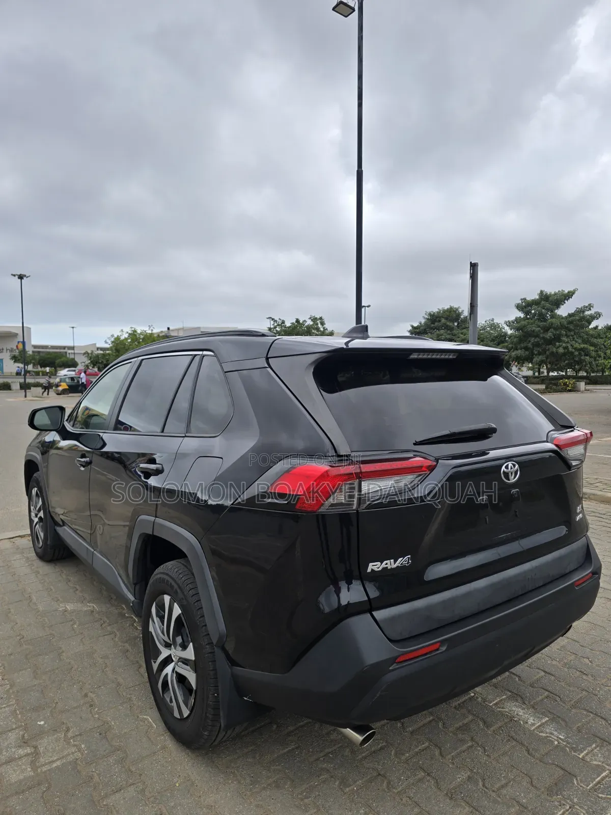 Toyota RAV4 LE AWD 2020 Black