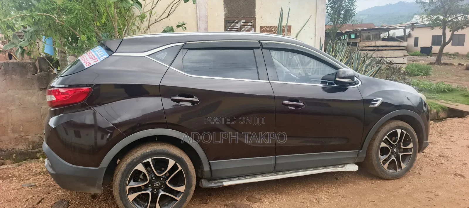 Scion xD Base 2014 Brown