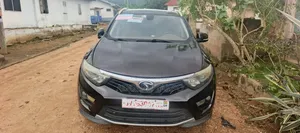 Scion xD Base 2014 Brown