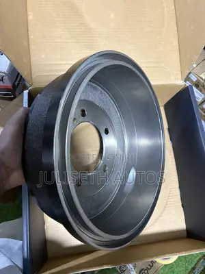 Toyota Land Cruiser 100 Wheel Drum