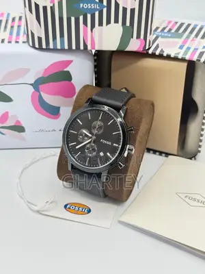 Fossil Men’s Classic Chronograph Leather Watch – Silver Black