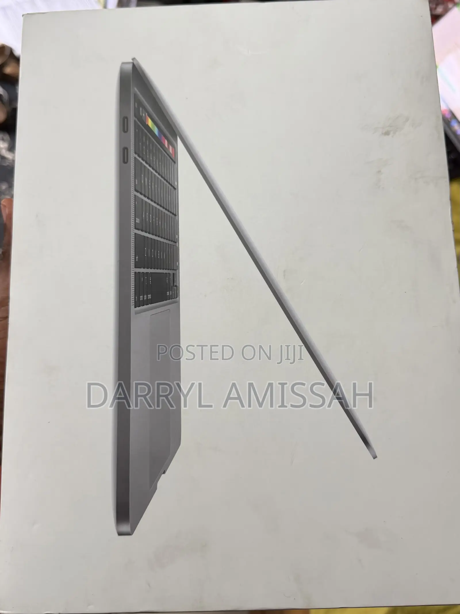 Laptop Apple MacBook Pro 2020 8GB Intel Core i5 SSD 256GB