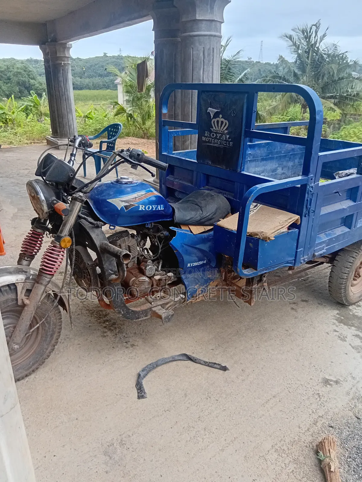 Royal Enfield Bullet 350 2023 Blue