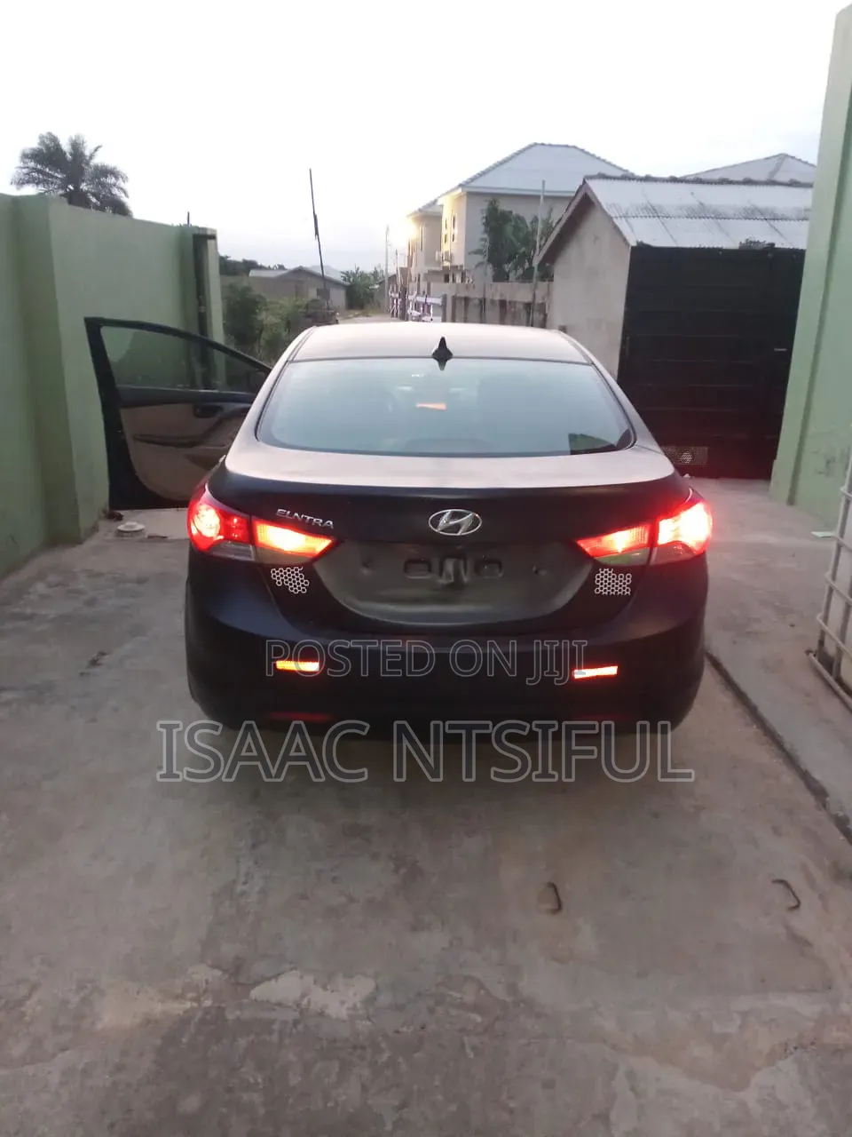 Hyundai Elantra 2011 Black
