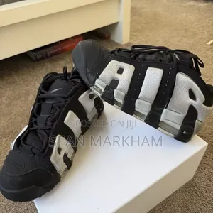 Nike Uptempo Sneakers