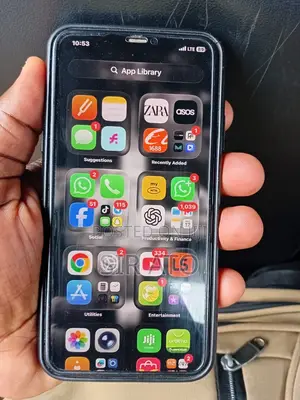 Apple iPhone 11 Pro Max 64 GB Gold