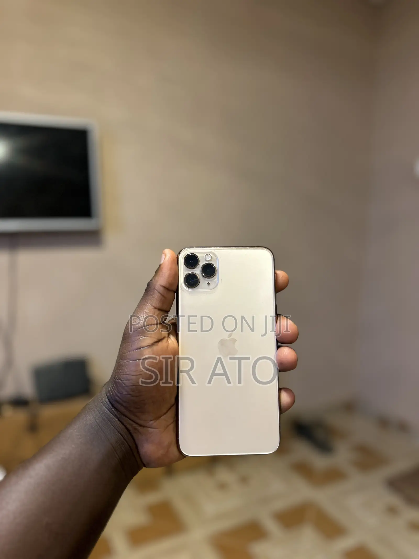 Apple iPhone 11 Pro Max 64 GB Gold