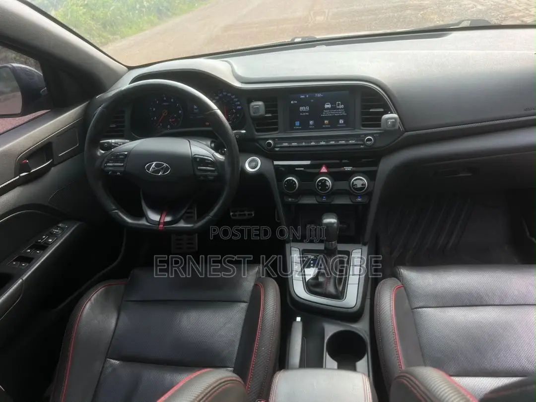Hyundai Elantra 2020 Black