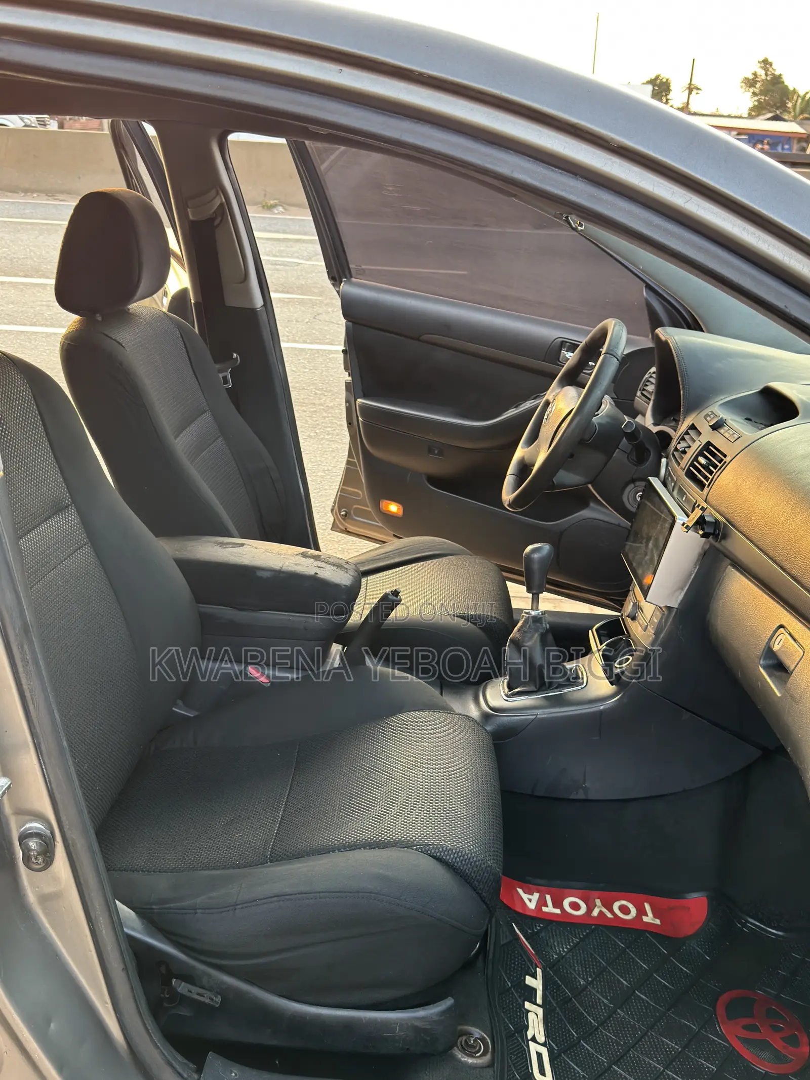Toyota Avensis 1.8 VVTi 2008 Gray