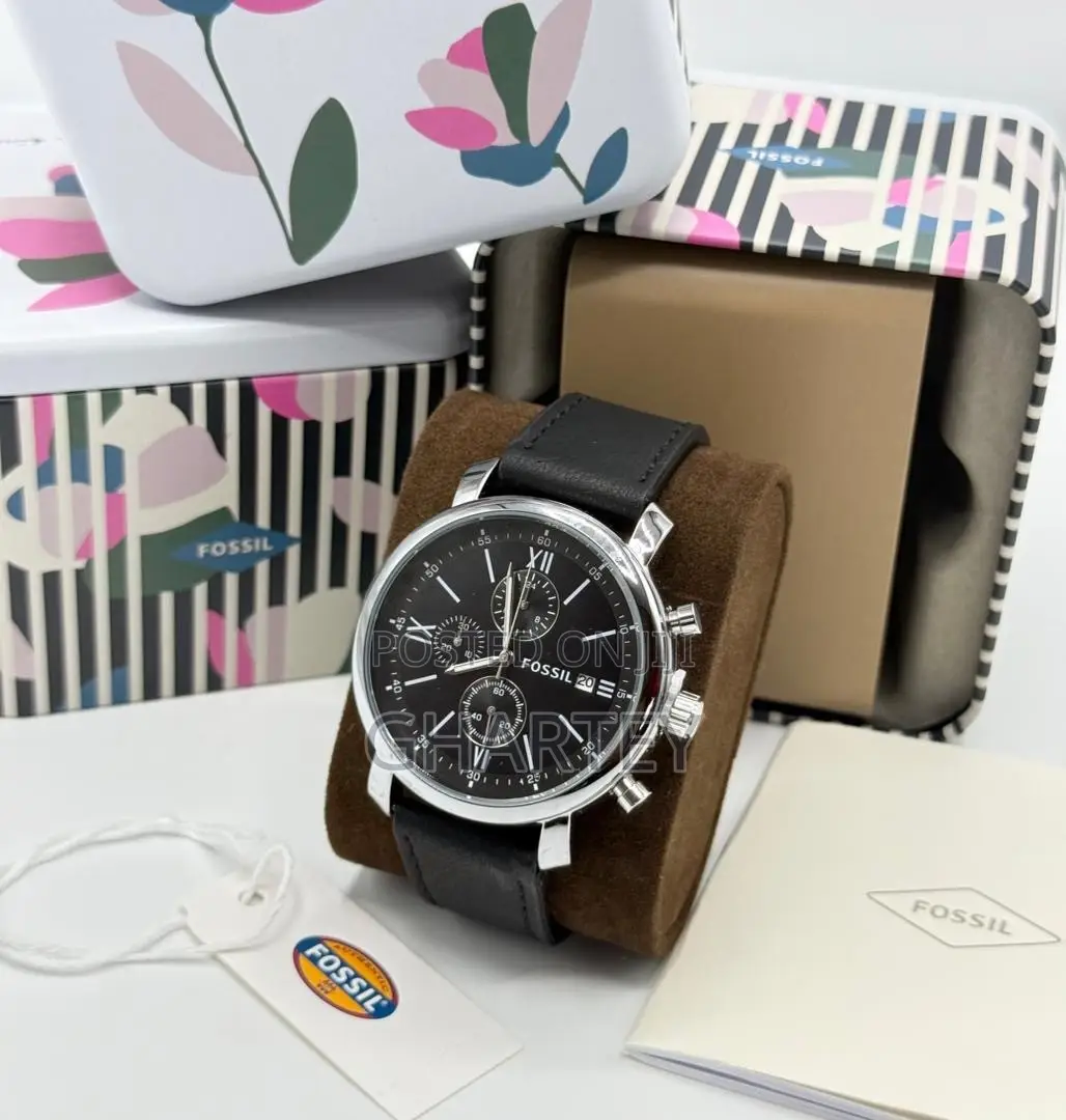 Fossil Men’s Chronograph Watch – Black Dial Genuine Leather Strap
