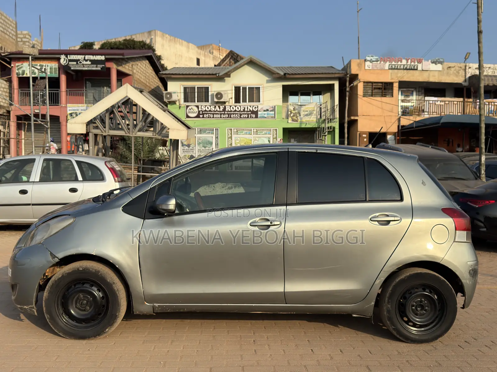 Toyota Vitz 2010 Gray