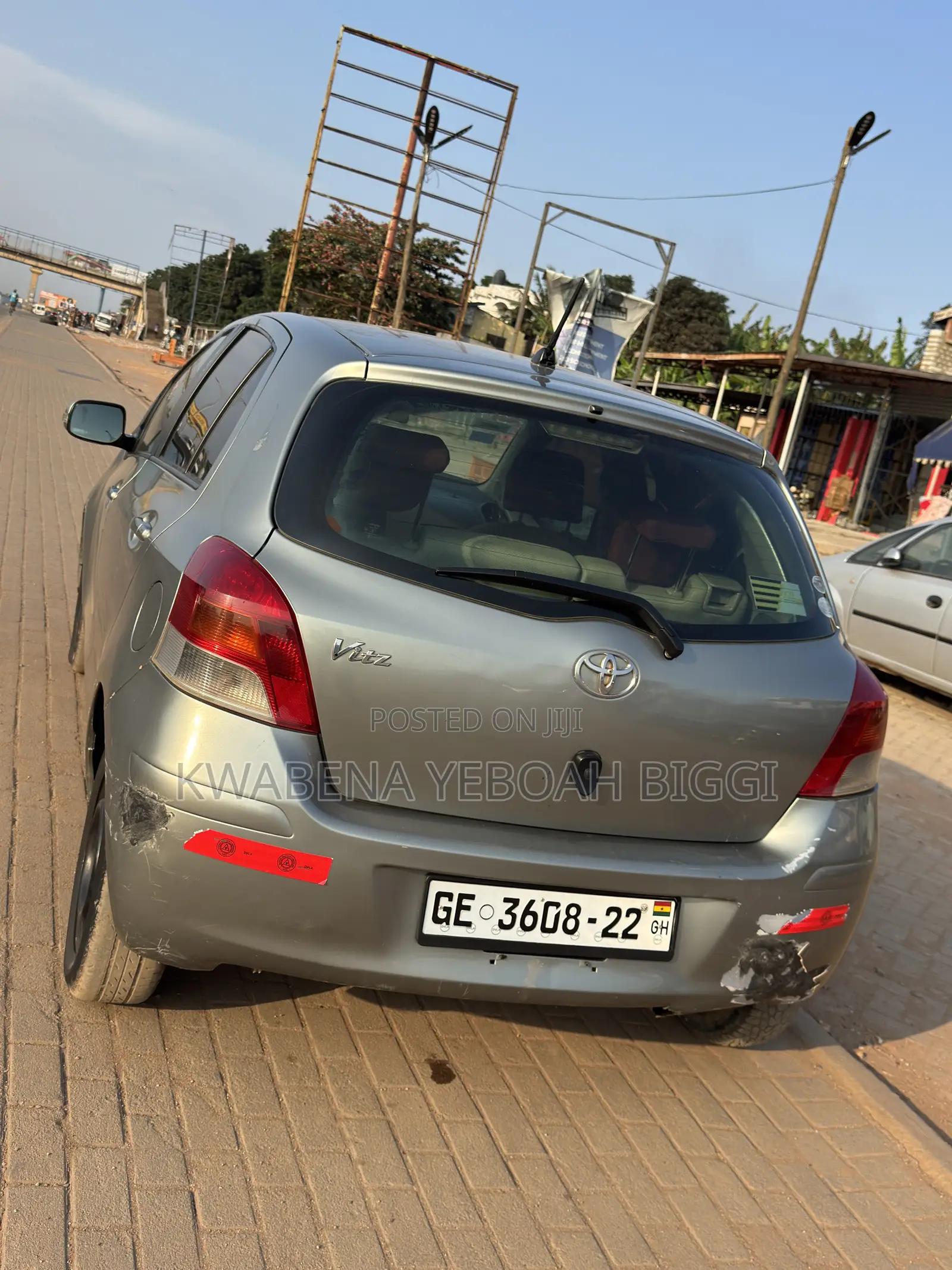 Toyota Vitz 2010 Gray