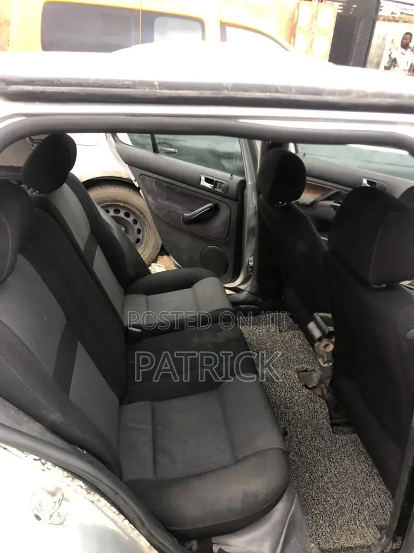 Volkswagen Golf 1.6 2001 Silver
