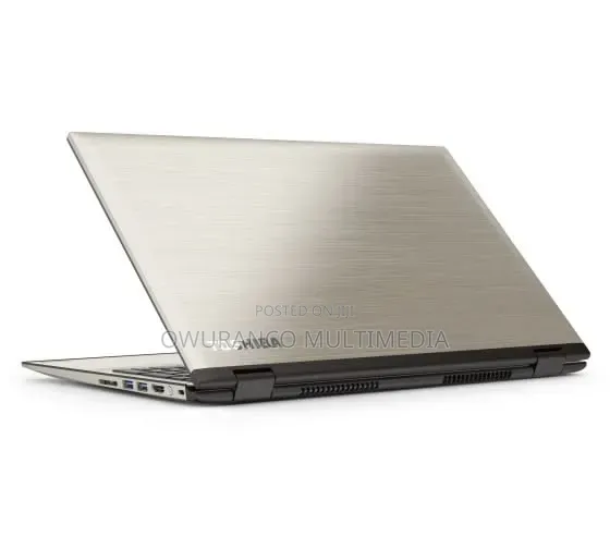 Laptop Toshiba Satellite L50D 8GB AMD A10 HDD+SSD 256GB