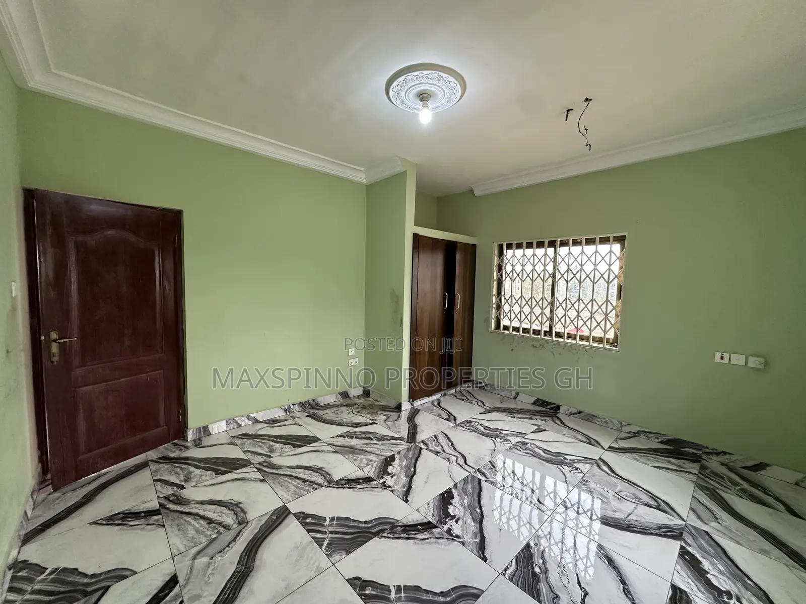 2bdrm Apartment in Maxspinno Properties, Zongo Junction for rent