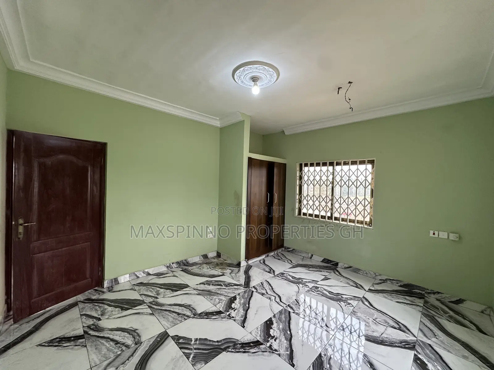 2bdrm Apartment in Maxspinno Properties, Zongo Junction for rent