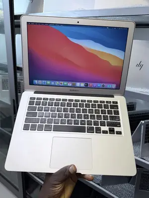 Laptop Apple MacBook Air 2013 8GB Intel Core i7 SSD 256GB