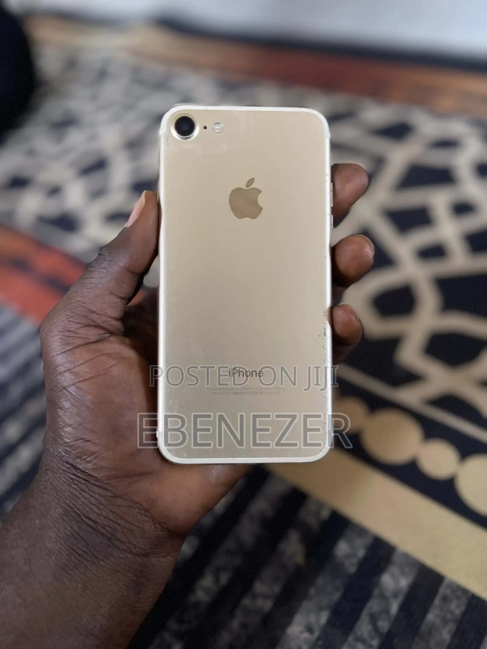 Apple iPhone 7 32 GB Gold