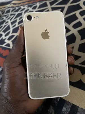 Apple iPhone 7 32 GB Gold