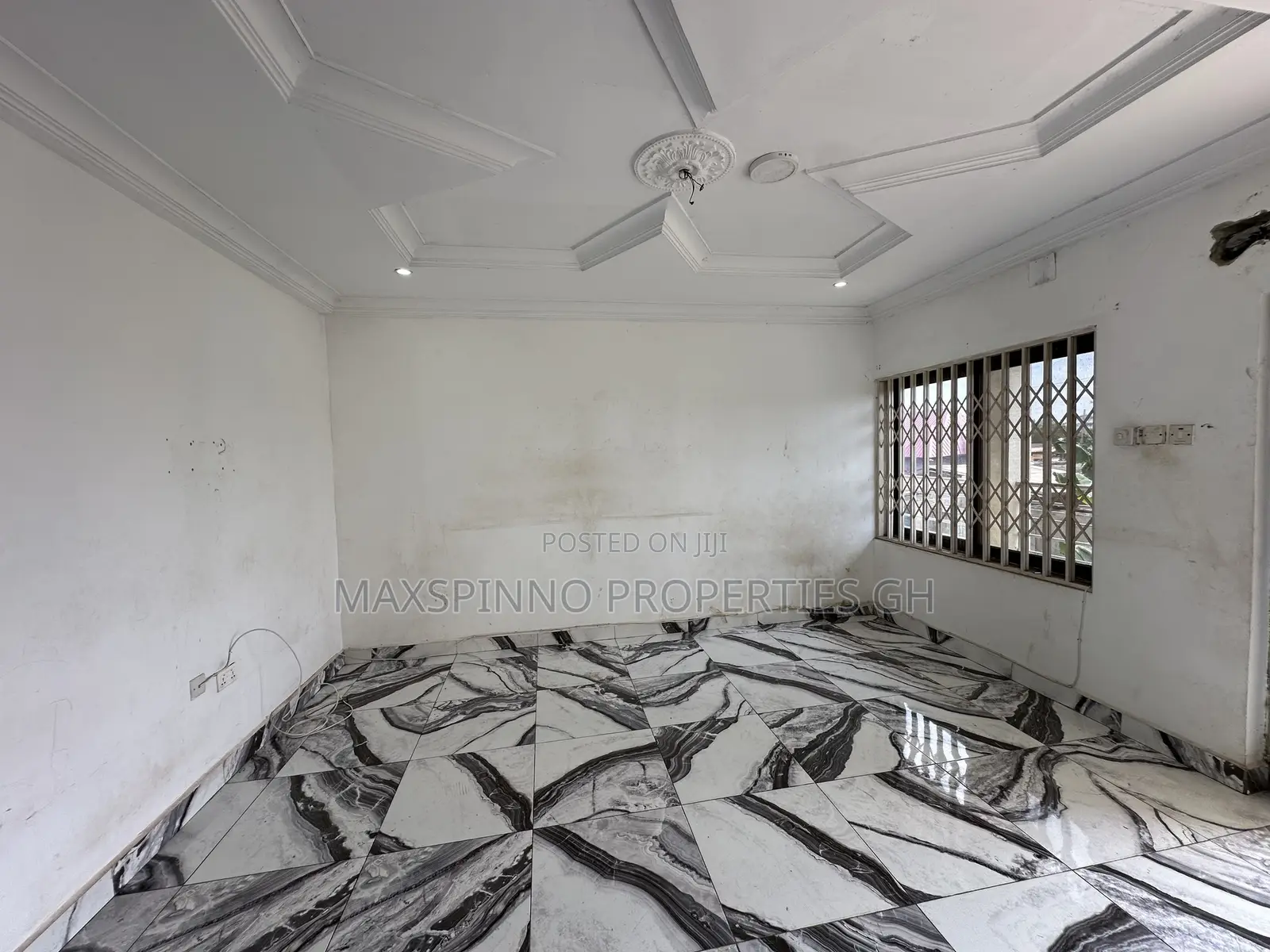 2bdrm Apartment in Maxspinno Properties, Zongo Junction for rent