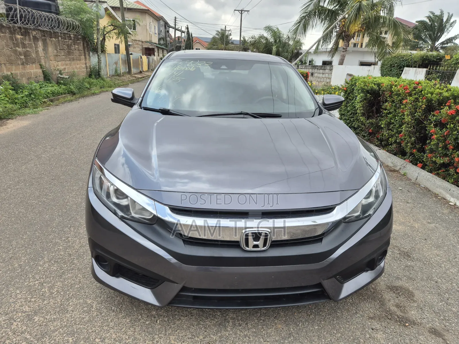 Honda Civic EX 4dr Sedan (2.0L 4cyl) 2017 Gray