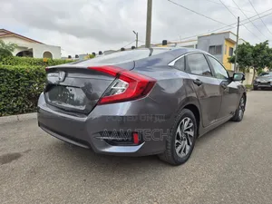 Honda Civic EX 4dr Sedan (2.0L 4cyl) 2017 Gray
