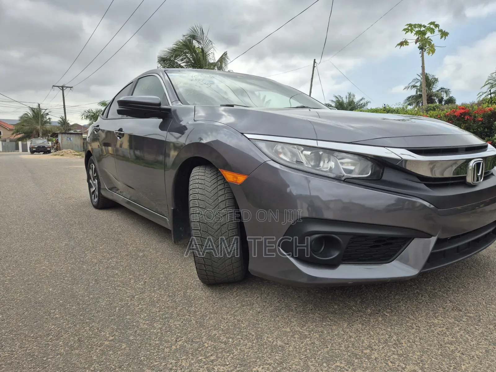 Honda Civic EX 4dr Sedan (2.0L 4cyl) 2017 Gray