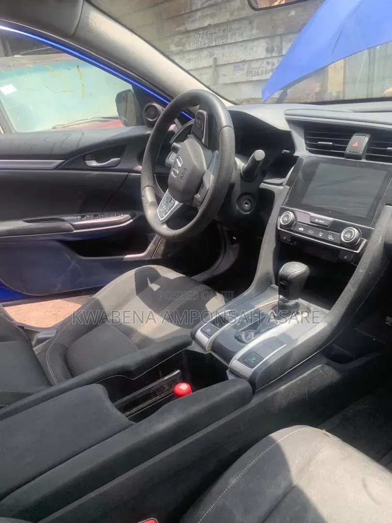 Honda Civic EX 4dr Sedan (2.0L 4cyl) 2017 Blue