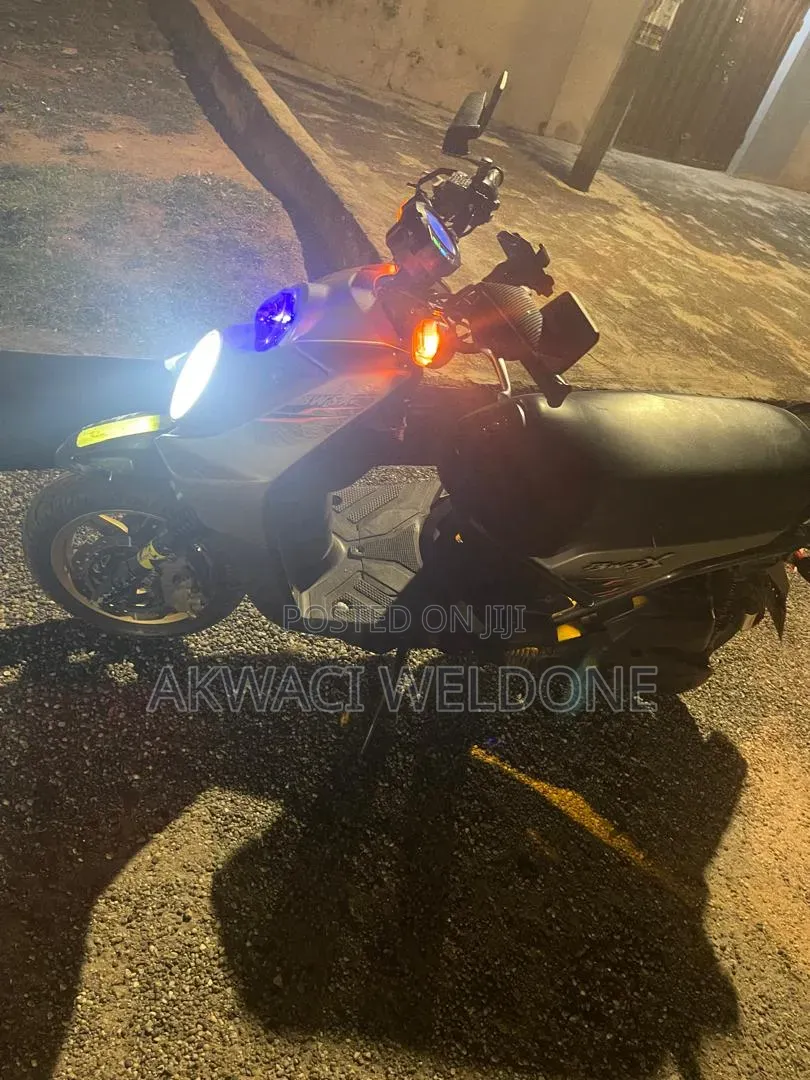 Yamaha V Max 2007 Silver