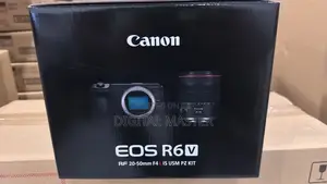 Canon EOS R6 v Mirrorless Camera With 20-50mm F/4 Lens