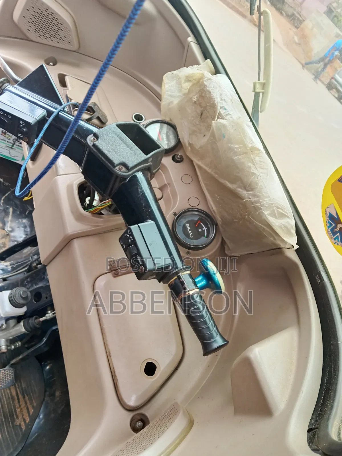 Bajaj RE 2024 Black