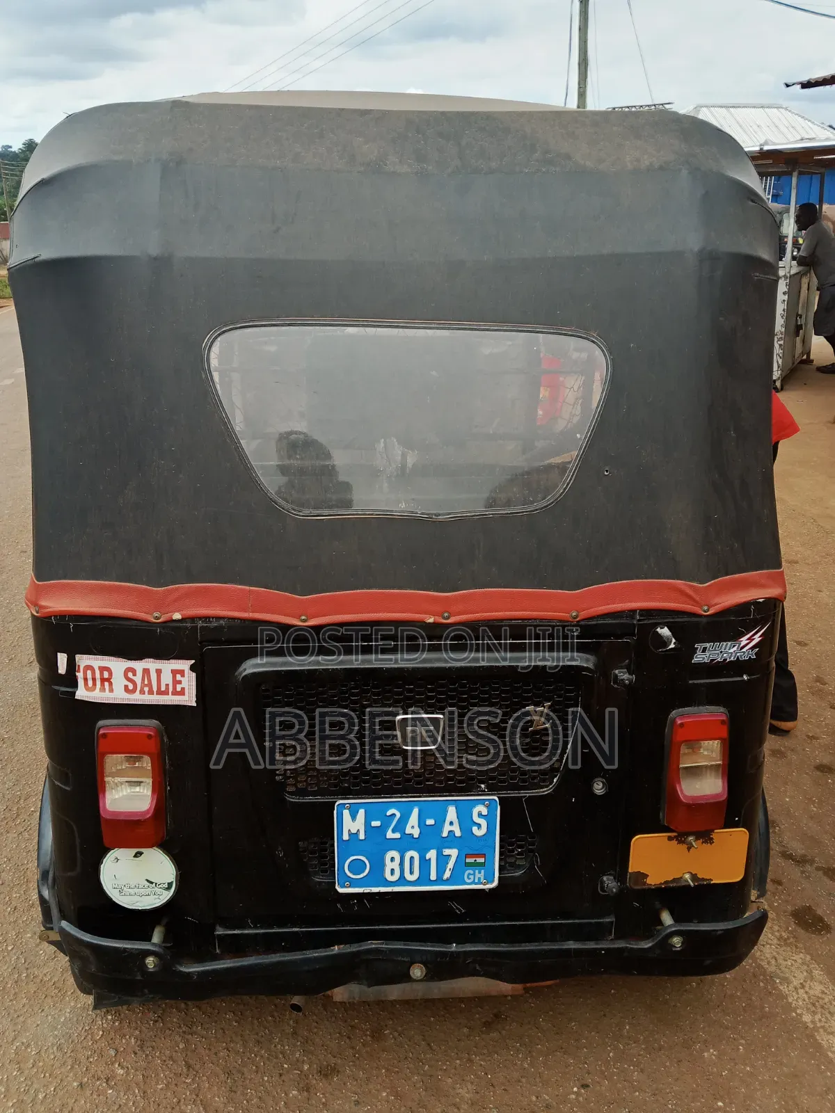 Bajaj RE 2024 Black