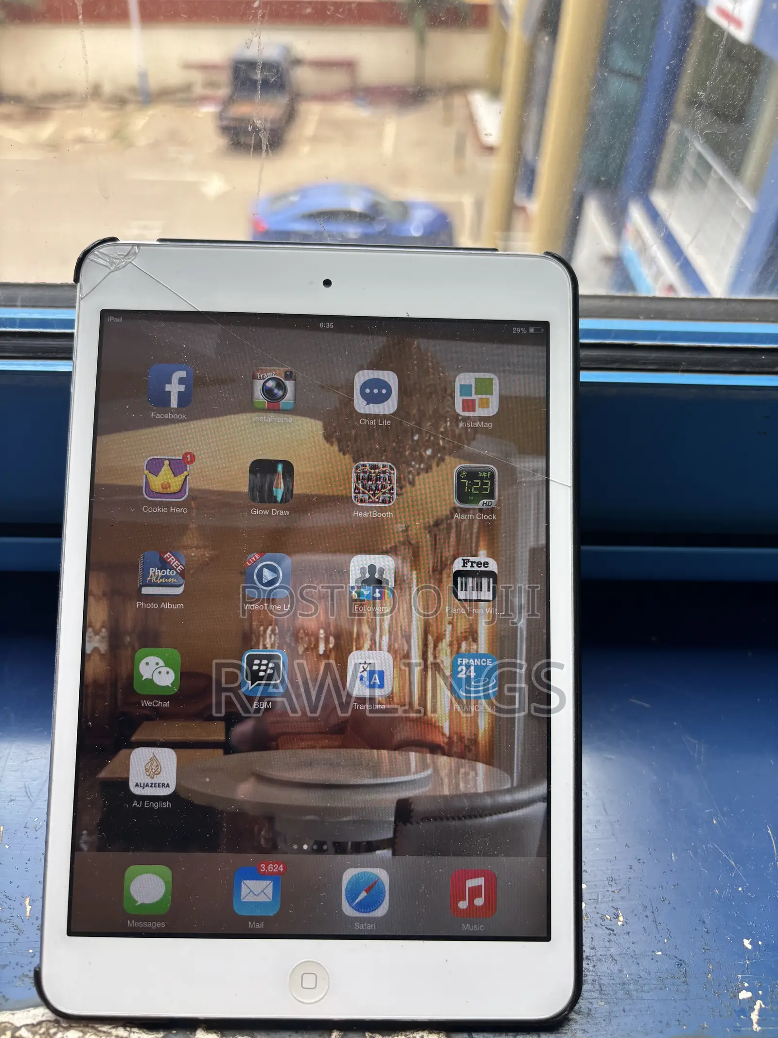 Apple iPad Pro 9.7 (2016) 16 GB White
